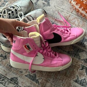 Nike hot pink blazer